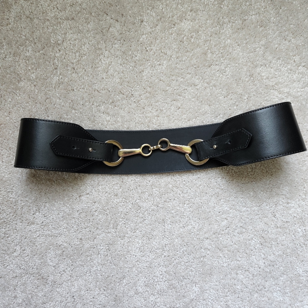 BANANA REPUBLIC leather Horse Bit Buckle Belt